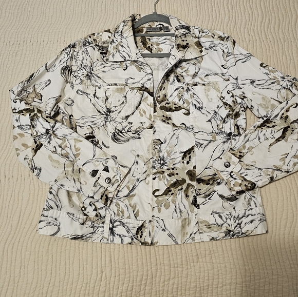 Chicos Stretchy Jacket Size 1 or Medium Abstract Floral Print Neutral Colors - Picture 8 of 8
